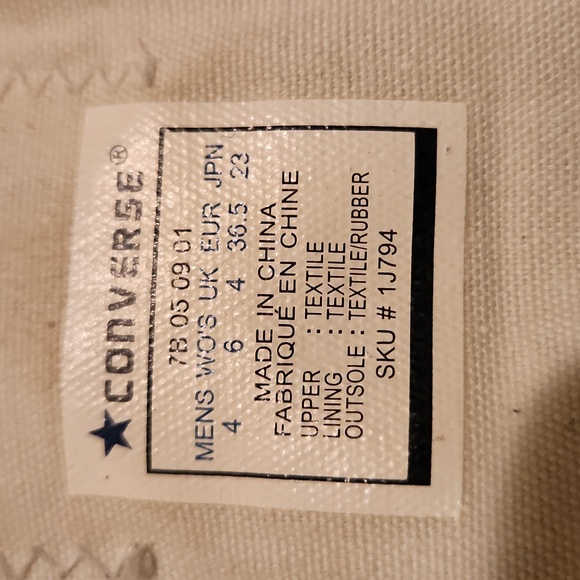 Converse Chuck Taylor All Star Low Tops - Picture 3 of 9